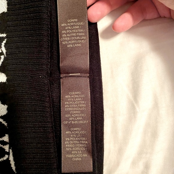 Coach cold weather heat and scarf. - Picture 5 of 8